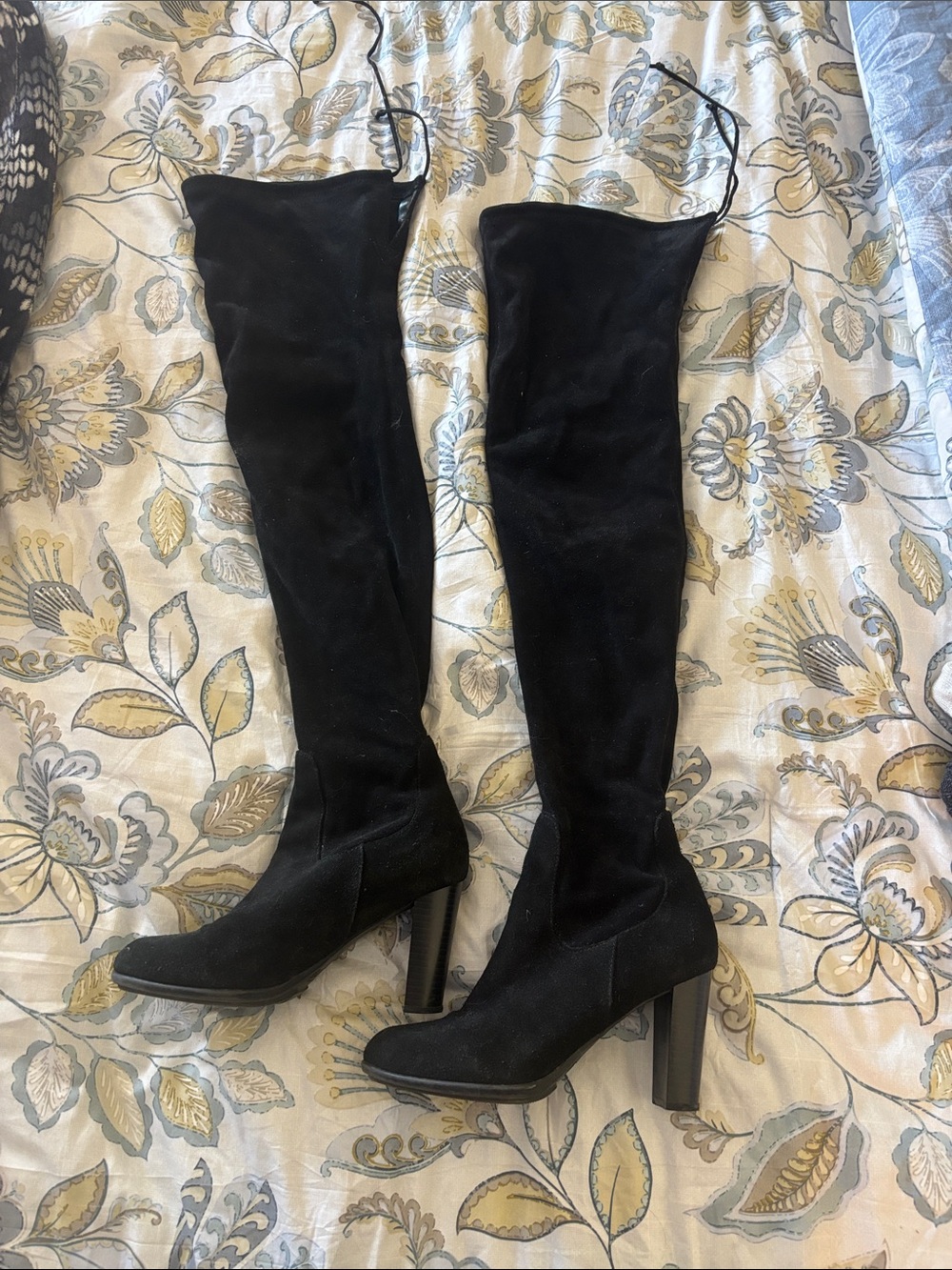 Black Over-the-Knee High Heel Boots with Tie Detail